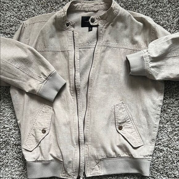 Like New! Banana Republic Linen-Blend Bomber Jacket in Sand in Size M - Picture 14 of 15